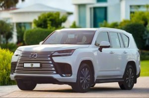Lexus LX600