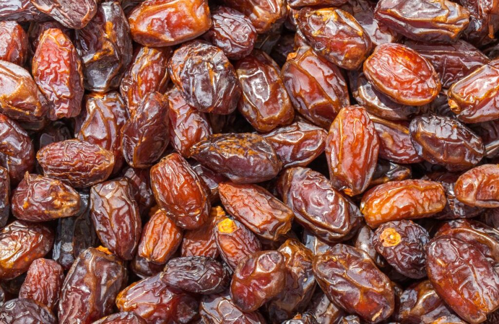 Abu Dhabi Dates Market: Discover Arabia’s Golden Treasure