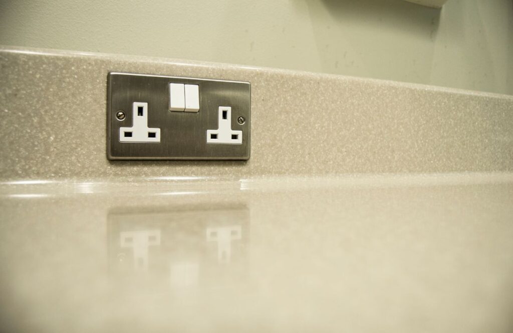 Dubai Power Plugs: Everything You Need to Know Before You Travel