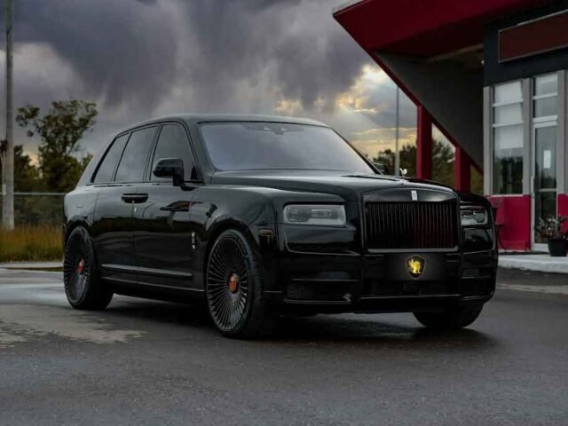 Rolls-Royce Car Rental Dubai: Drive in Style and Comfort