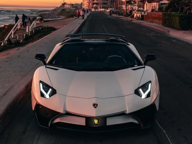 Lamborghini Car Rental Dubai: Drive Luxury Beyond Limits