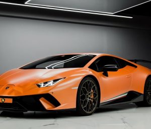 ⁠Huracan Coupe