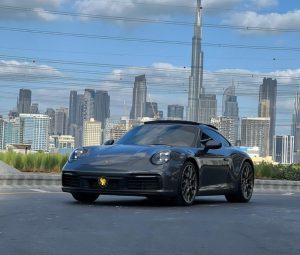 ⁠Porsche 911 Carrera